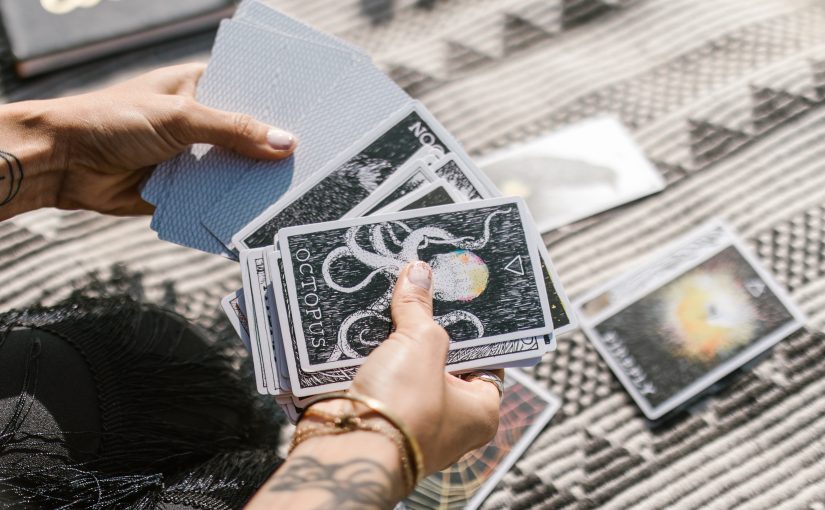 <strong>Recursos y materiales populares para profundizar en el estudio de la clarividencia y las artes ocultas</strong>